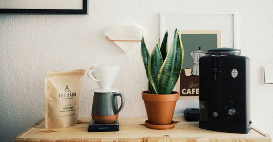 5 Must-Haves for a Cozy Coffee Bar at Home