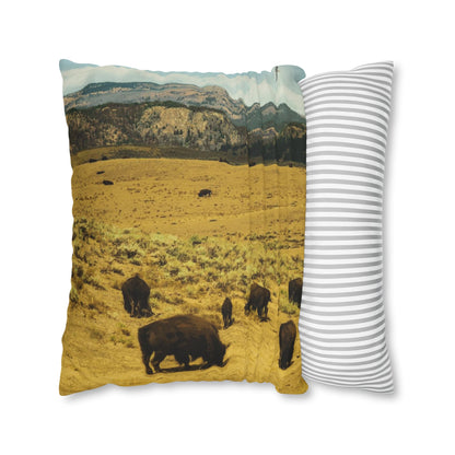 Yellowstone National Park Throw Pillow